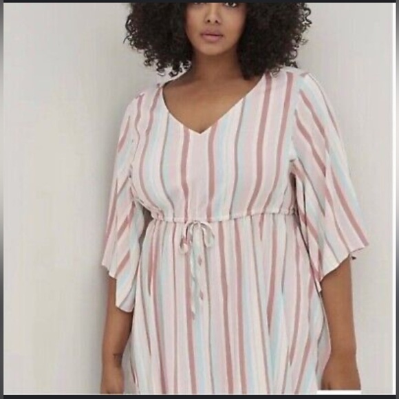 Torrid Babydoll Tunic Top Dolman Sleeve Women's Size 2 - Picture 14 of 14